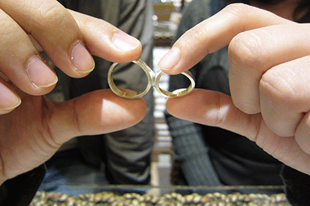 16111301木目金の婚約指輪と結婚指輪＿Z001.gif