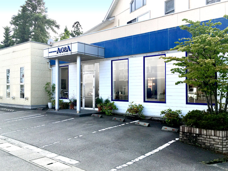 �x�R�̌����w�֐��X�@Jewelry boutique AOBA
