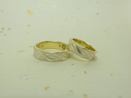 1012005グリ彫りの結婚指輪＿神戸店002.jpg