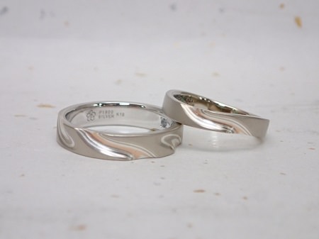 15100901グリ彫りの結婚指輪_Z004.JPG