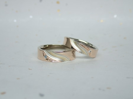 15111601グリ彫りの結婚指輪＿U005.JPG