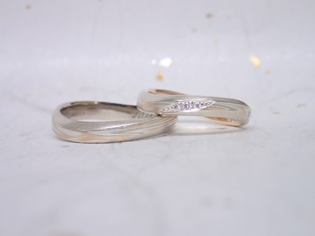 16041002杢目金の結婚指輪_U004.JPG