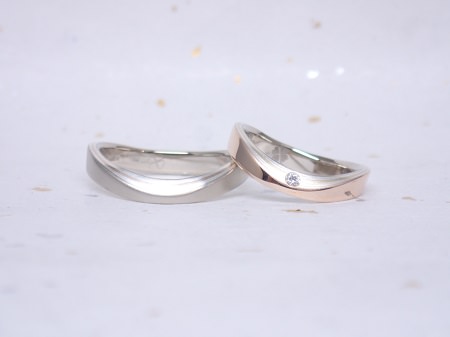 16121001グリ彫りの結婚指輪＿L004.JPG