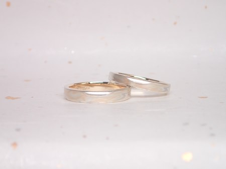 18081301杢目金の結婚指輪＿Y004.JPG