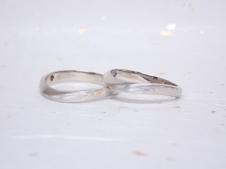 19042801杢目金の結婚指輪＿N03.JPG