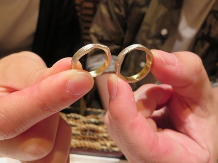 19062303木目金の結婚指輪R＿002.JPG