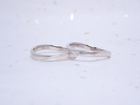 19122601杢目金屋の結婚指輪＿U005.JPG