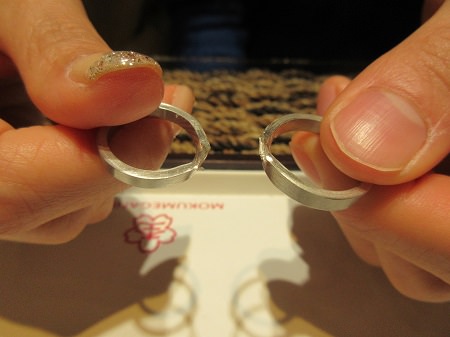 20032801杢目金屋の結婚指輪＿F003.JPG