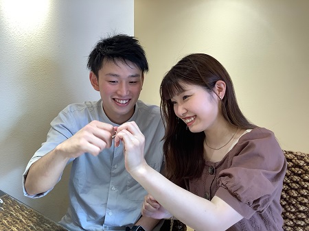 【楽天スーパーセール】 完成品を手につけたとき、自分たちでわかちあったリングを身に ガーネット