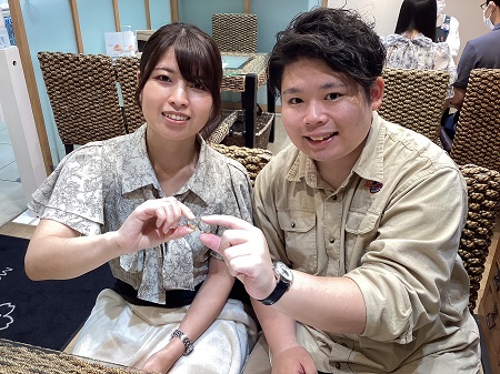 とても満足のいく指輪と出会えてよかったです。神奈川県 S.Y様