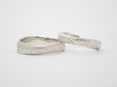 25121401木目金の婚約指輪と結婚指輪B004 (2).JPG