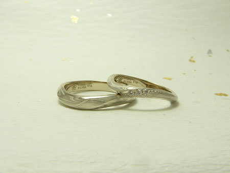 110518木目金の婚約指輪と結婚指輪003.jpg