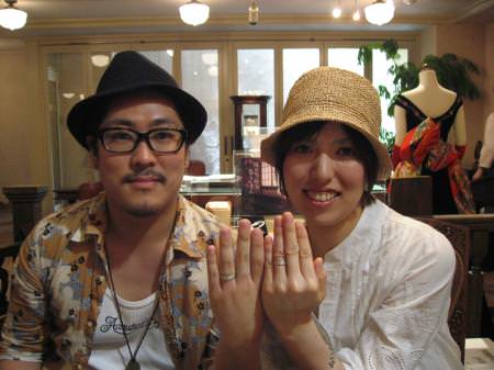 110716グリ彫りの結婚指輪　表参道本店00.jpg