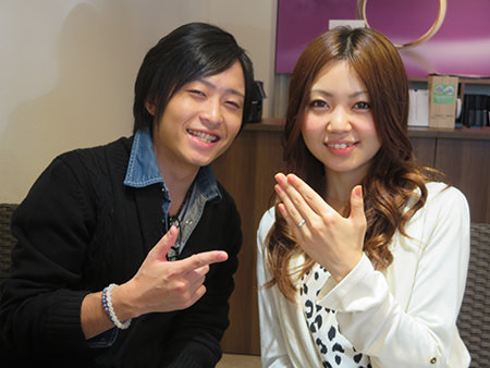 13111005プラチナの婚約指輪_J001.JPG