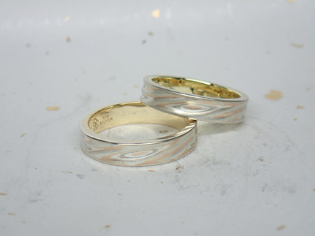 14122301グリ彫りの結婚指輪_A002.JPG