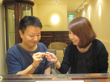 15082901木目金の婚約指輪と結婚指輪H＿001.JPG