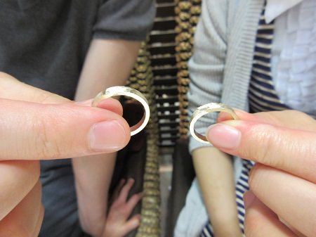 16062501杢目金屋の婚約指輪と結婚指輪N002.JPG