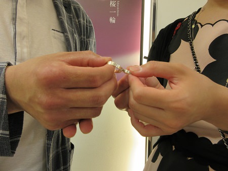 17061201杢目金の結婚指輪＿Q001.JPG