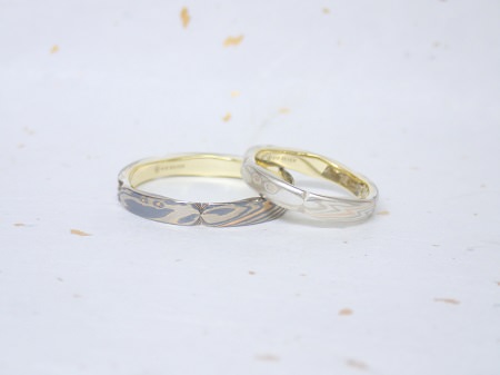 18040801杢目金の結婚指輪＿U005.JPG