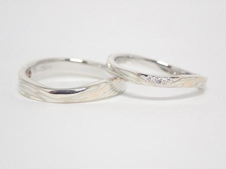 20082901木目金の結婚指輪と婚約指輪A_004.JPG