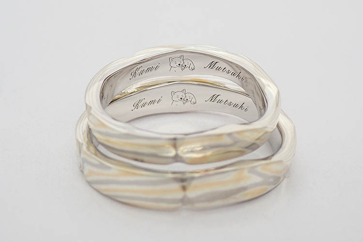 結婚指輪の内側にいれるわんちゃんの刻印