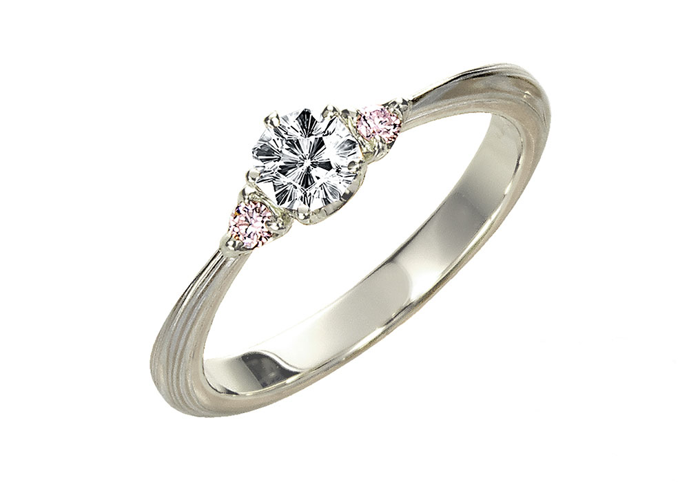 ホワイトゴールドで作る婚約指輪(エンゲージリング)　ホワイトゴールド（WG）×シルバー（SV）内リングホワイトゴールドの婚約指輪
