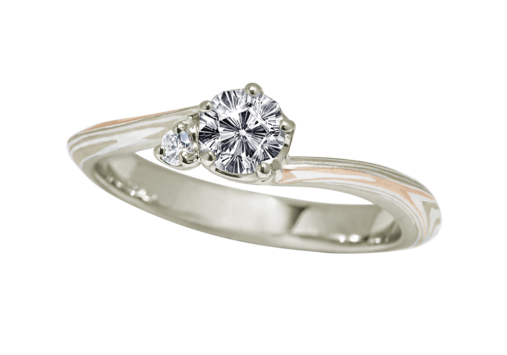 ホワイトゴールドで作る婚約指輪(エンゲージリング)　ホワイトゴールド（WG）×ピンクゴールドひとすじ（PG）×シルバー（SV）の婚約指輪