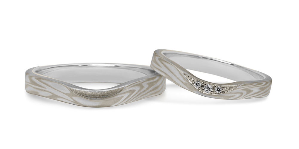 プラチナで作る婚約指輪(エンゲージリング)　プラチナ（Pt）×シルバー（SV）