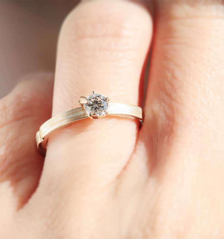 婚約指輪「桜あわせ」 | 結婚指輪・婚約指輪の杢目金屋