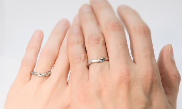 結婚指輪「木目合わせ」 | 結婚指輪・婚約指輪の杢目金屋